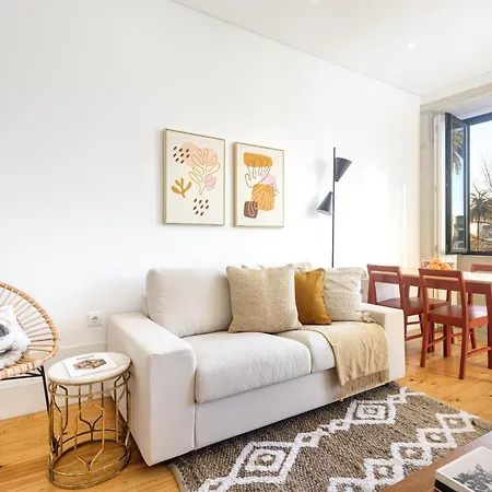 Republica Garden View Apartment